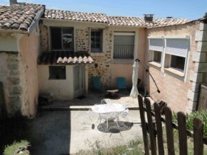 gîte lilas gites des lavandes chez magali aimar beynes 04270